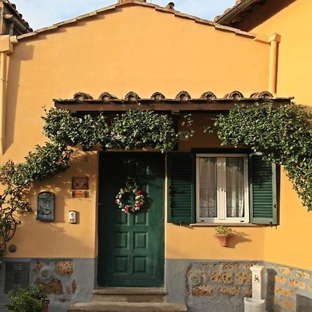 Casa Vacanze Nives Tuscania Exterior photo