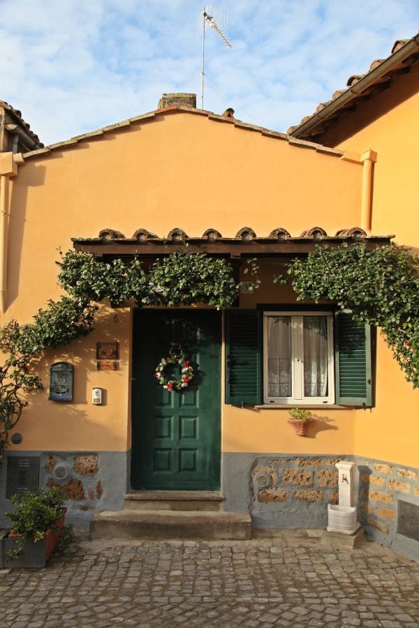 Casa Vacanze Nives Tuscania Exterior photo