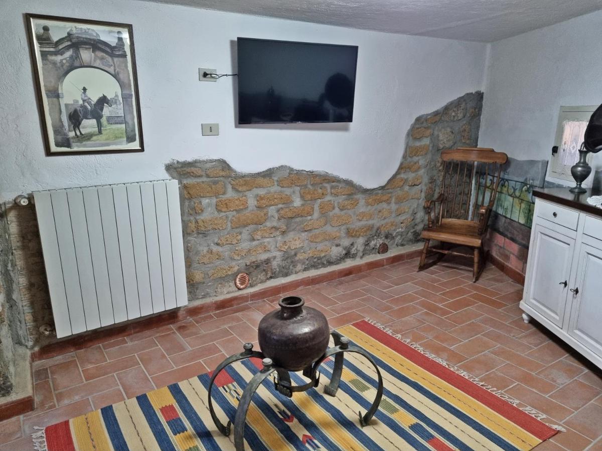 Casa Vacanze Nives Tuscania Exterior photo